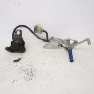 00 Suzuki GSXR 600 Right Rearset Brake Caliper Master 69600-33C00 1997-2000