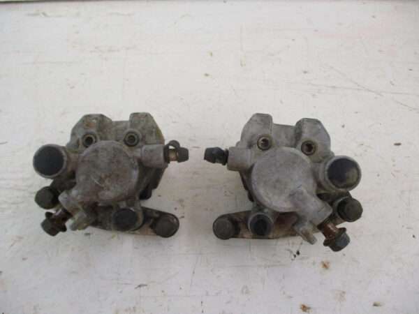 00 Yamaha Big Bear 400 2wd Left Right Front Brake Caliper 3GD-2580T-01 2000-2011