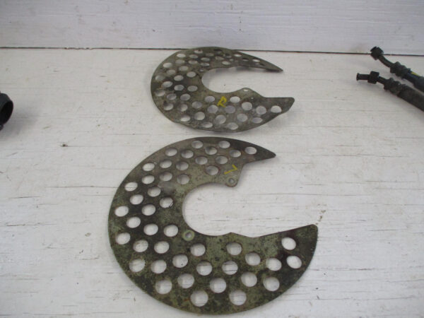 00 Yamaha Big Bear 400 2wd Left Right Front Brake Rotor Guard 2000-2006
