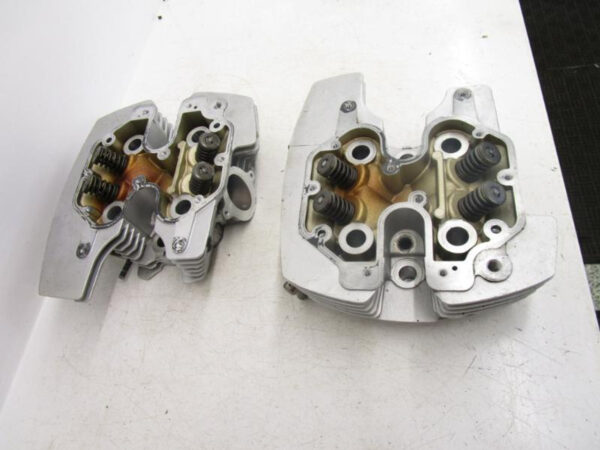 00 Yamaha XVS 1600 Roadstar Cylinder Heads Front Rear 4WM-11101-10-00 1999-2003