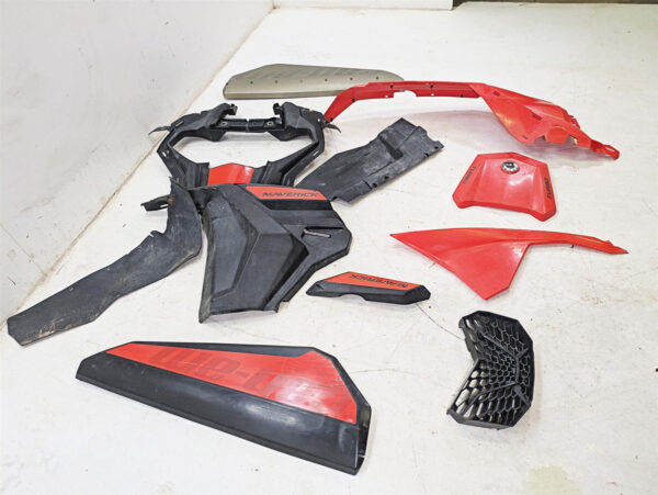 2020 Can Am Maverick X3 Turbo R STD Outer Coloured Fairings Covers Set 705012458 - Image 3